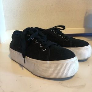 STEVE MADDEN PLATFORM SNEAKERS